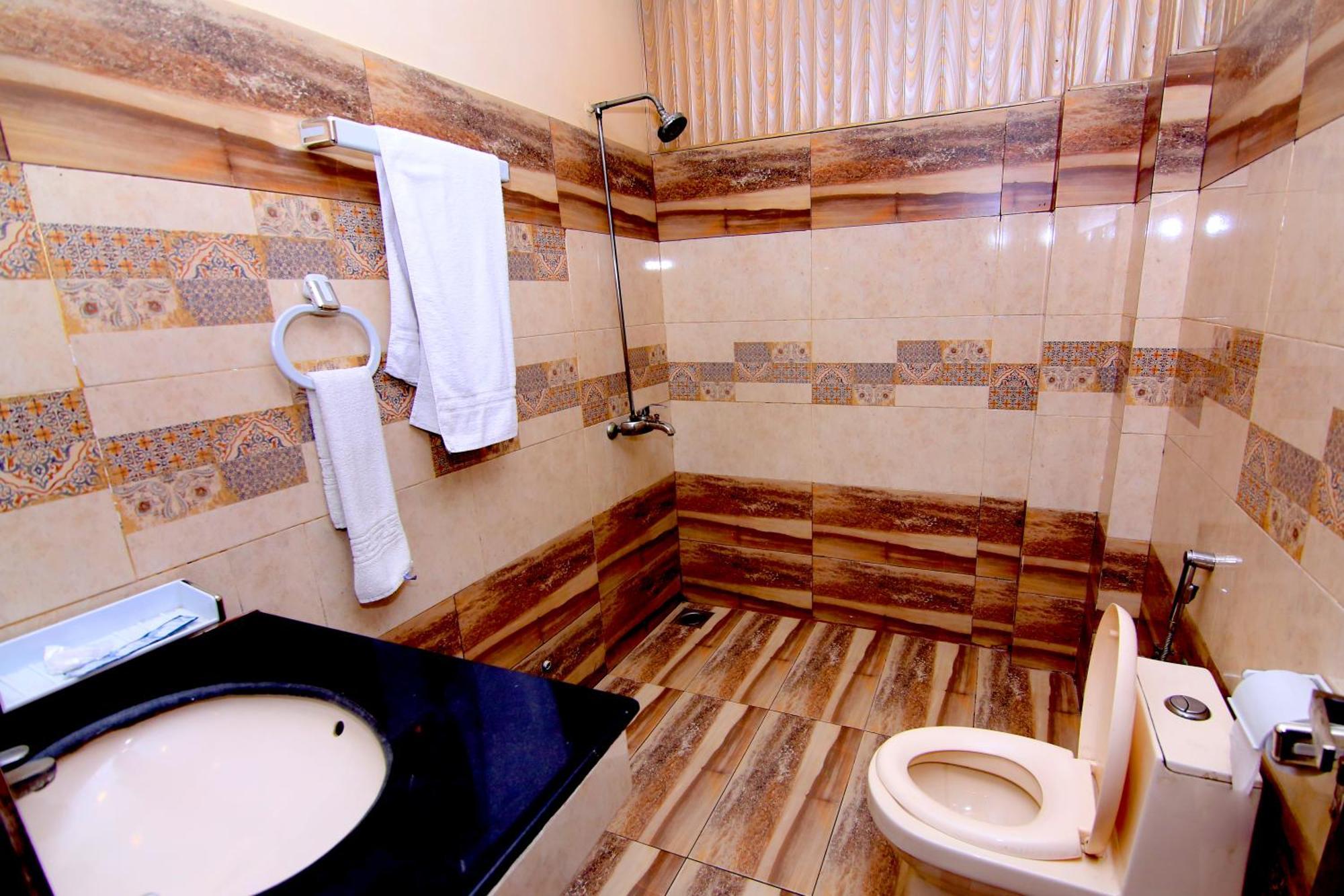 Premier Inn Gulberg Lahaur Zewnętrze zdjęcie