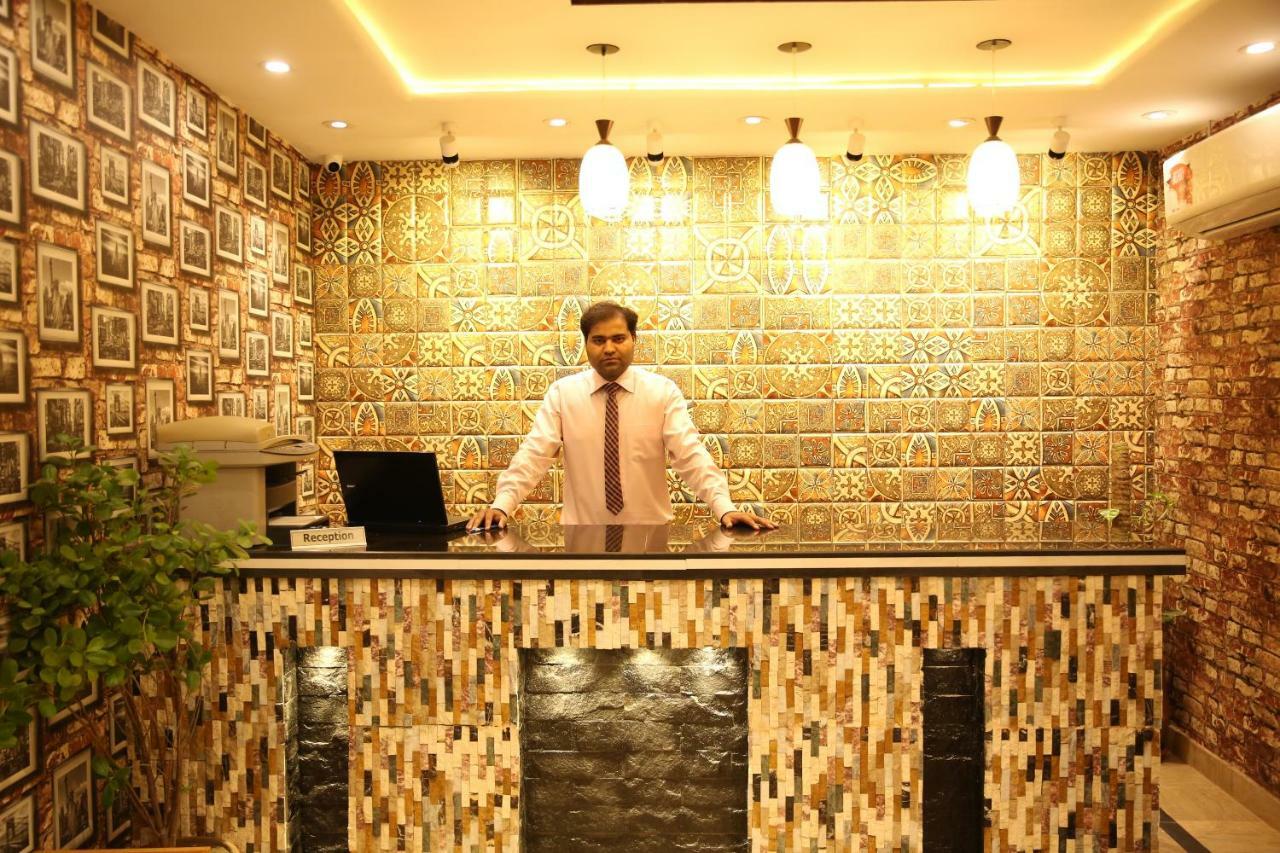 Premier Inn Gulberg Lahaur Zewnętrze zdjęcie