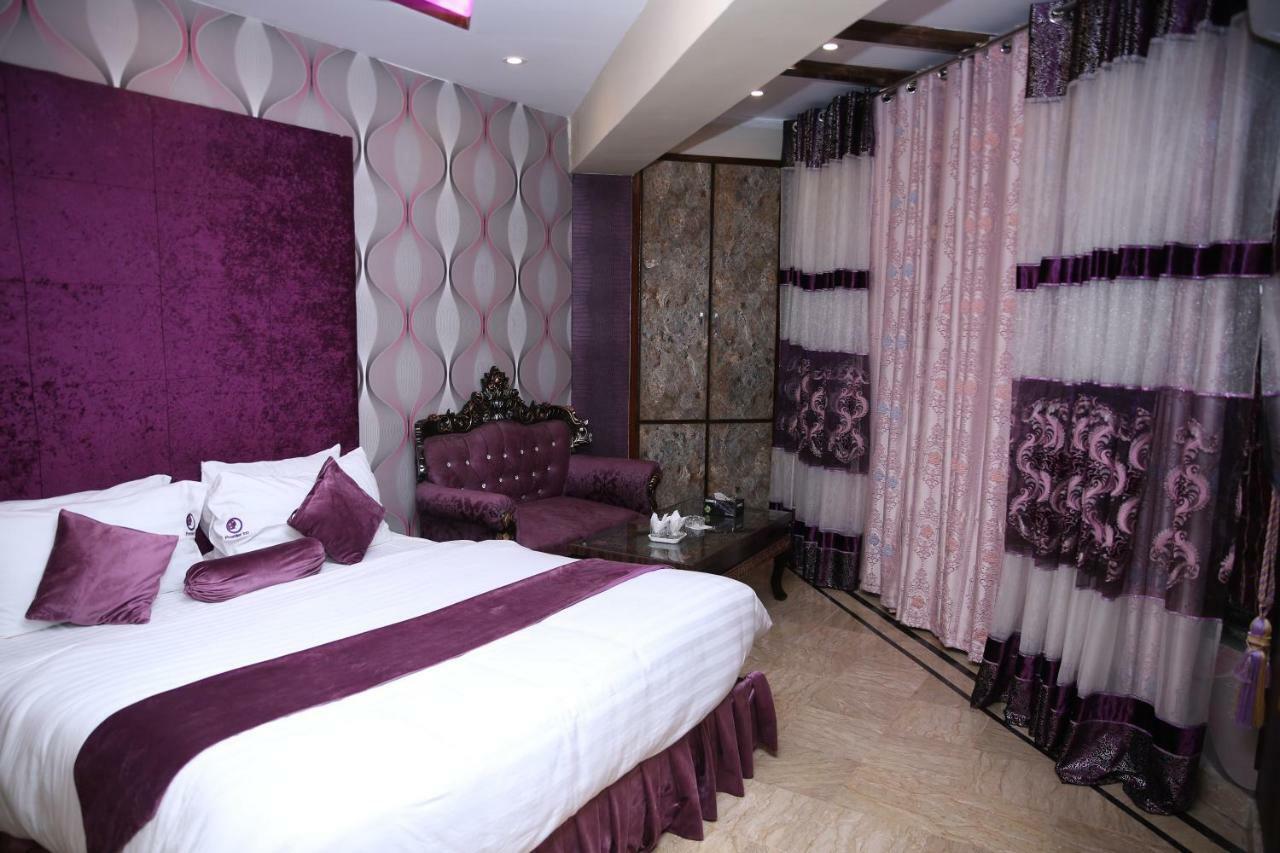 Premier Inn Gulberg Lahaur Zewnętrze zdjęcie